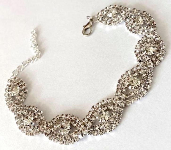Mooie lange armband vol helder kristal in klauwzetting, Sieraden, Tassen en Uiterlijk, Armbanden, Zo goed als nieuw, Zilver, Verzenden