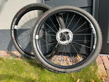 DT Swiss G1800 Wielset Vittoria Mezcal 27.5 beschikbaar voor biedingen
