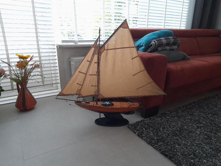 Scheepsmodel zeiljacht Blue Bell, Hobby en Vrije tijd, Modelbouw | Boten en Schepen, Zo goed als nieuw, Ophalen