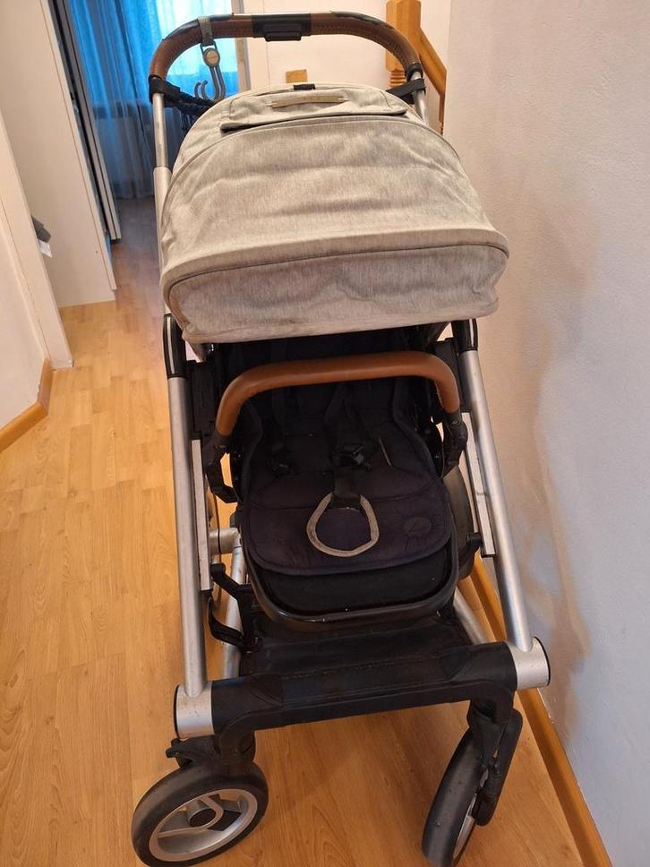 Mutsy igo, Kinderen en Baby's, Kinderwagens en Combinaties, Gebruikt, Combiwagen, Mutsy, Met reiswieg, Verstelbare duwstang, Ophalen