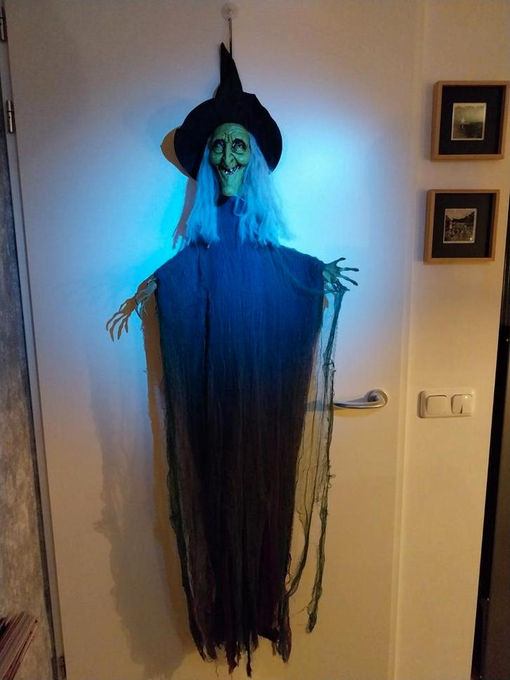 Halloween Bewegende Poppen met Geluid, Huis en Inrichting, Woonaccessoires | Overige, Zo goed als nieuw, Ophalen