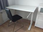 Ikea TROTTEN Bureau zit/sta, wit, 120x70 cm, nieuw staat, Ophalen, In hoogte verstelbaar, Zo goed als nieuw, Stabureau