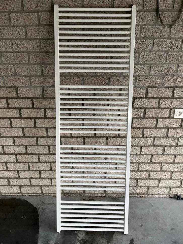 Handdoekradiator 160x80 - Badkamer Radiator, Doe-het-zelf en Verbouw, Verwarming en Radiatoren, Gebruikt, Radiator, 800 watt of meer