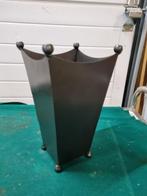 bloempot metaal bruin, Tuin en Terras, Bloempotten, Ophalen of Verzenden, 'T Olde Gre-j, Info@toldegrej.nl, Endepoelstraat 20f Didam