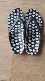 Crocs Slippers Maat W7 - Dames, Kleding | Dames, Slippers, Zwart, Ophalen of Verzenden, Zo goed als nieuw