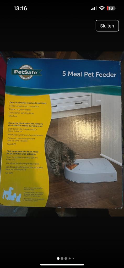 Kat / Hond Automatische Voerbak Dieren, Dieren en Toebehoren, Kattenvoerbakken en Drinkbakken, Zo goed als nieuw, Ophalen of Verzenden