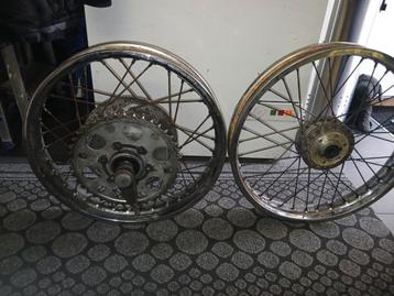 Suzuki gs / gsx spaakvelgen setje beschikbaar voor biedingen