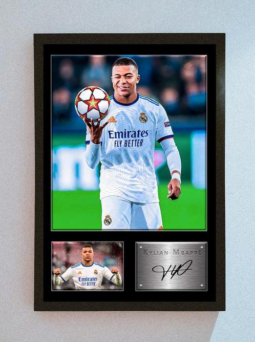 Kylian Mbappe fotolijst. Handtekening! Cadeau-idee., Verzamelen, Sportartikelen en Voetbal, Zo goed als nieuw, Poster, Plaatje of Sticker