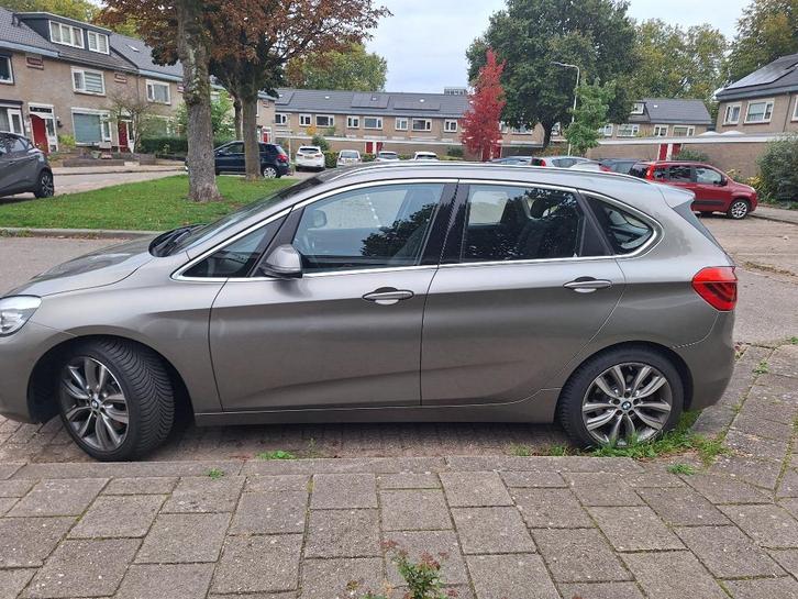 BMW 2-Serie Active Tourer 2.0 225I Xdrive AUT 2015 Grijs, Auto's, BMW, Particulier, 2-Serie Active Tourer, Benzine, D, MPV, Automaat