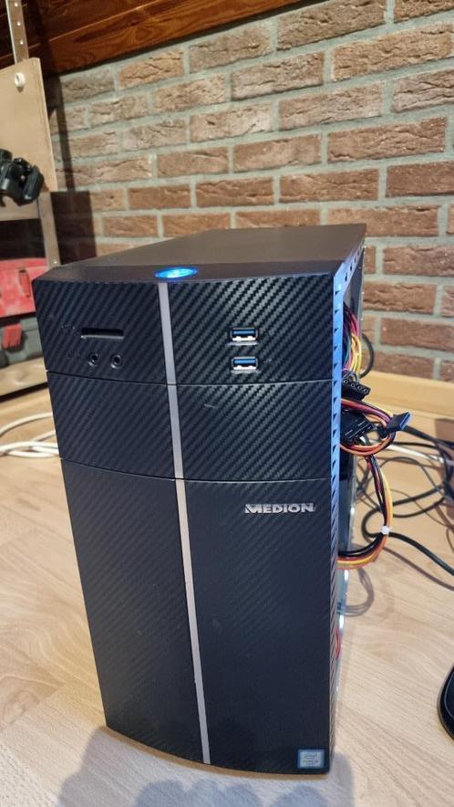 Medion computer, Computers en Software, Windows Laptops, Zo goed als nieuw, 17 inch of meer, HDD, 2 tot 3 Ghz, 8 GB, Qwerty, Met videokaart