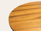 Vitra Segmented Dining Table bij TheReSales, Huis en Inrichting, Tafels | Eettafels, Ophalen, Design, Rond, Zo goed als nieuw