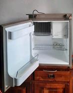 Dometic RM4211 koelkast voor camper caravan op gas 220v 12v, Caravans en Kamperen, Zo goed als nieuw
