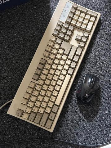 VINTAGE Chicony E8HKB-2961 toetsenbord en logitech M505 muis beschikbaar voor biedingen