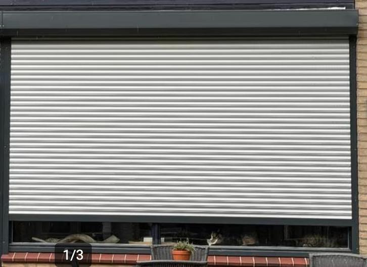 2 Aluminium rolluiken. (Grote rolluik gereserveerd), Doe-het-zelf en Verbouw, Rolluiken, Gebruikt, 200 cm of meer, 200 cm of meer