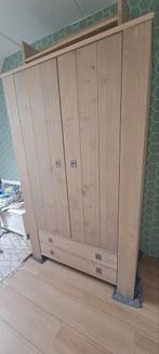 coming kids babykamer commode kast ledikant en wandplank, Kinderen en Baby's, Kinderkamer | Complete kinderkamers, Ophalen, Gebruikt