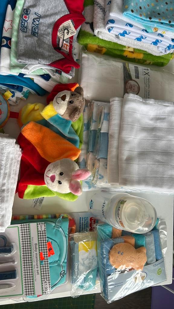 Babypakket jongentje, Kinderen en Baby's, Babykleding | Baby-kledingpakketten, Nieuw, Overige maten, Ophalen of Verzenden