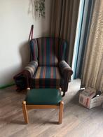 Living room showcase and arm chair with footrest combo, Ophalen, Zwart