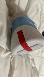 Blauwe Prada Cups - Perfecte Staat!, Ophalen of Verzenden, Zo goed als nieuw, Blauw, Sneakers of Gympen