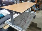 Hele nette bureautafel Gispen ihv trespa blad 90x180 cm, Huis en Inrichting, Bureaus, Ophalen, In hoogte verstelbaar, Zo goed als nieuw