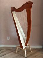 Salvi Mia Cherry haakjesharp 34 snaren, Muziek en Instrumenten, Ophalen of Verzenden, Zo goed als nieuw