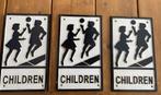 Gietijzeren bord met spelende kinderen, pas op kinderen, Ophalen of Verzenden
