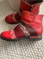 Enkellaarsjes rood merk Socofy apart design leer handmade, Lage of Enkellaarzen, Nieuw, Ophalen of Verzenden, Socofy