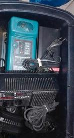 Oplader/ acculader schroefmachine, Doe-het-zelf en Verbouw, Ophalen, Gebruikt