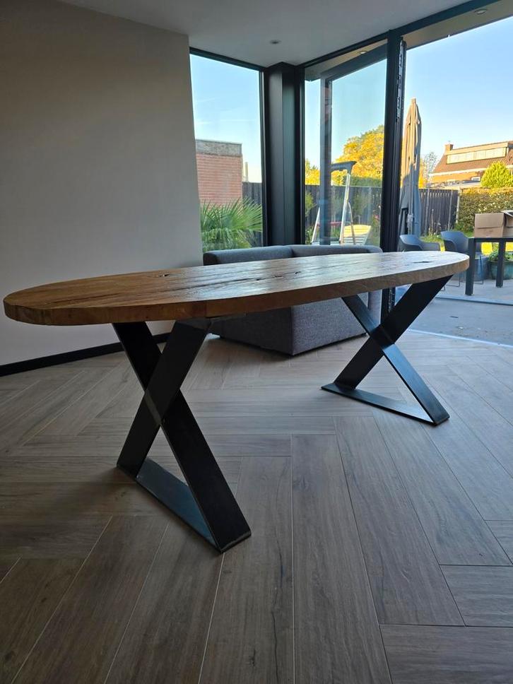 Teak ovale tafel 220x110cm - stalen poten, Huis en Inrichting, Tafels | Eettafels, Ophalen