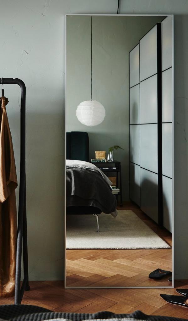 IKEA Hovet Spiegel - Grote Staande Spiegel, Huis en Inrichting, Woonaccessoires | Spiegels, Zo goed als nieuw, Minder dan 50 cm