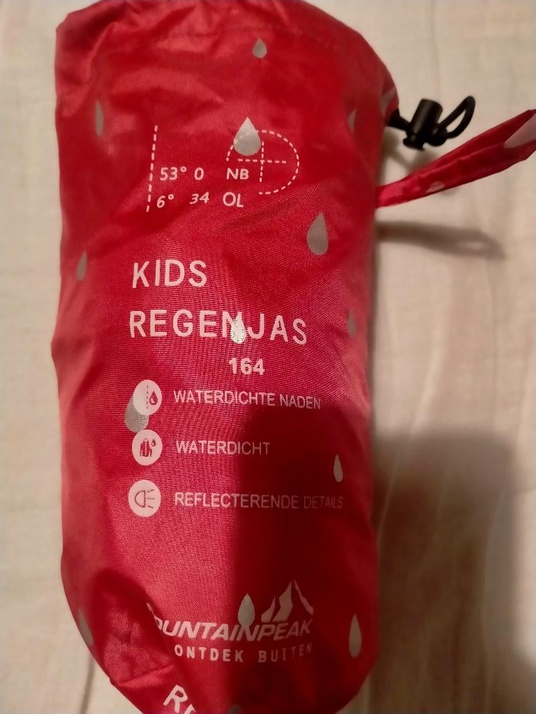 Regenjas 164, Kinderen en Baby's, Kinderkleding | Maat 164, Ophalen of Verzenden, Zo goed als nieuw, Meisje, Jas