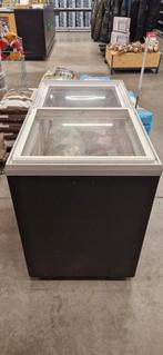 Diepvrieskist met glazen deksel, Witgoed en Apparatuur, Vriezers en Diepvrieskisten, Ophalen, Gebruikt, 90 cm of meer