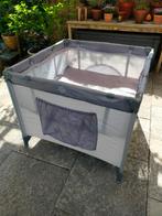 Inklapbare box met bodemverhoger., Kinderen en Baby's, Boxen, Ophalen, Zo goed als nieuw