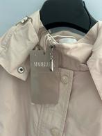 Madeleine, Ophalen of Verzenden, Zo goed als nieuw, Beige