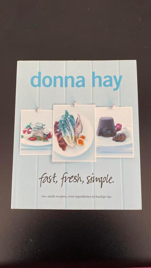 Donna Hay - Fast, fresh, simple : in goede staat, Boeken, Kookboeken, Zo goed als nieuw, Ophalen of Verzenden