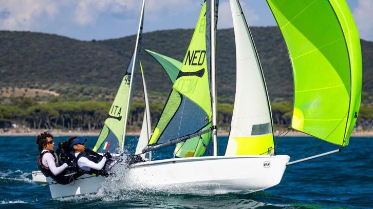 Te koop: RS Feva XL Race + trailer (7798, bj. 2022), Watersport en Boten, Open zeilboten, Zo goed als nieuw, Overige typen, 3 tot 6 meter