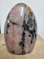 Sculptuur van Rhodoniet met kwarts, Ophalen of Verzenden, Mineraal