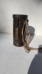 Duitse WO2 gasmasker en bus, Verzamelen, Ophalen of Verzenden, Duitsland