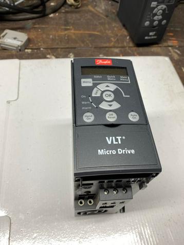 Frequentieregelaar 0,75kW, 1x230V beschikbaar voor biedingen