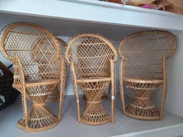 5 Rotan Mini Stoeltjes - Decoratie beschikbaar voor biedingen