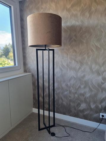 Lights and Living Lampen Set - Staand & Tafelmodel beschikbaar voor biedingen