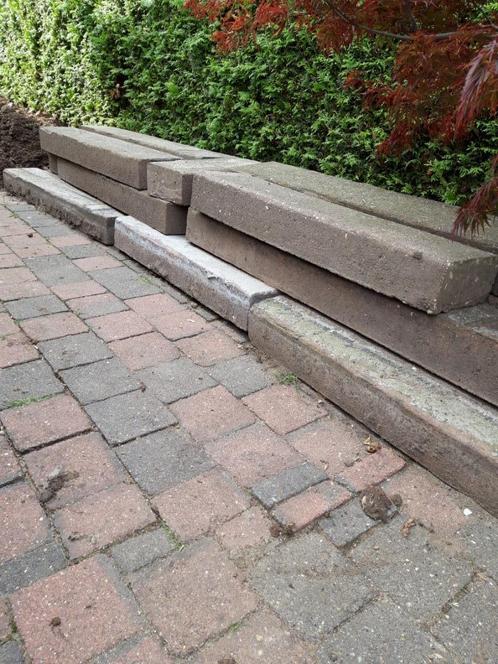 Stenen bielzen, Tuin en Terras, Bielzen en Borders, Gebruikt, Biels, Beton, Ophalen
