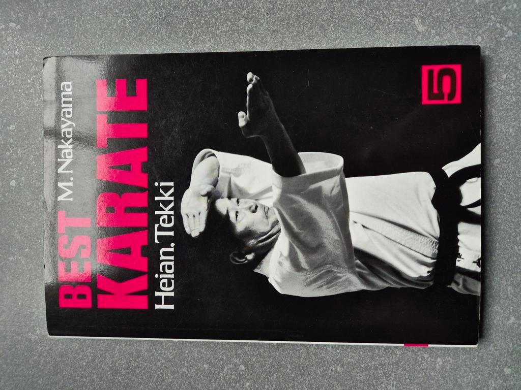 Best karate Heian Tekki  M.Nakayama, Ophalen of Verzenden