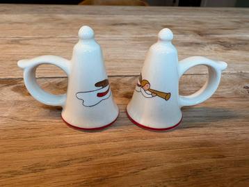 Mason’s Christmas village: candle snuffer beschikbaar voor biedingen