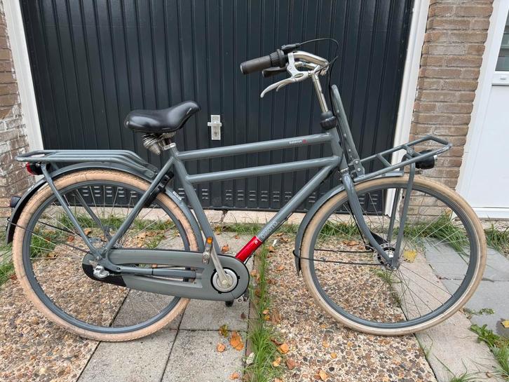 Batavus cnctd jongensfiets 28 inch 3 versnellingen voorrek, Fietsen en Brommers, Fietsen | Jongens, Gebruikt, 26 inch of meer