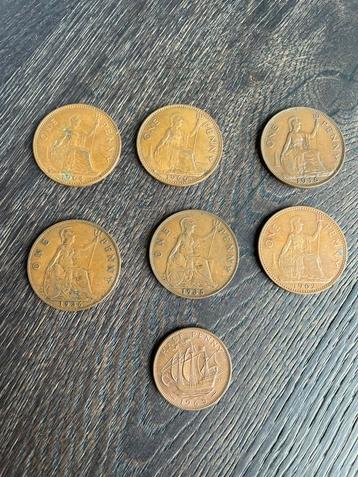 6 maal One & Half Penny te koop beschikbaar voor biedingen