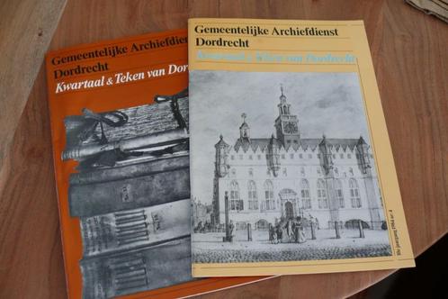 Dordrecht, Gemeentelijke archiefdienst, 2 exemplaren (1984+, Boeken, Geschiedenis | Stad en Regio, Gelezen, 20e eeuw of later