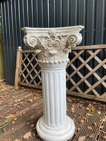 Decoratieve Zuil beschikbaar voor biedingen