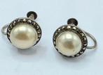 Zilveren Schroef Oorbellen Met Parel & Markasiet, Sieraden, Tassen en Uiterlijk, Oorbellen, Verzenden, ., Zo goed als nieuw, .