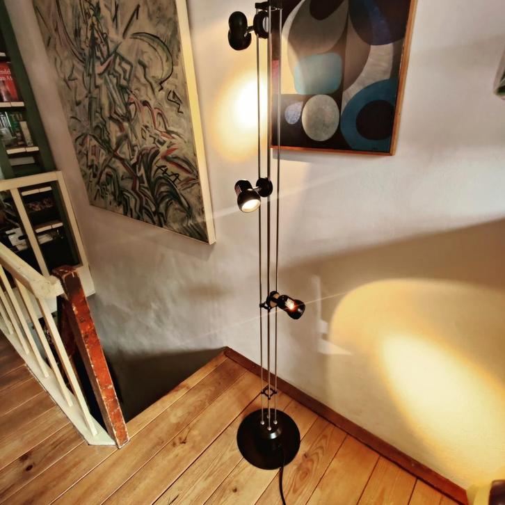 massive belgie mid century vloerlamp., Huis en Inrichting, Lampen | Vloerlampen, Gebruikt, 150 tot 200 cm, Metaal, Overige materialen