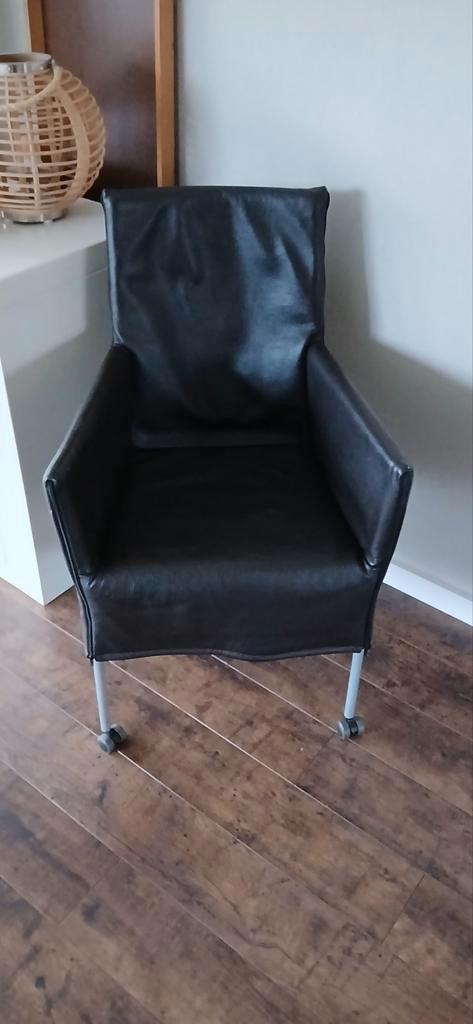 L' ancora leren eetkamerstoel donker bruin. In goede staat!, Huis en Inrichting, Fauteuils, Gebruikt, Leer, Minder dan 50 cm, Minder dan 75 cm
